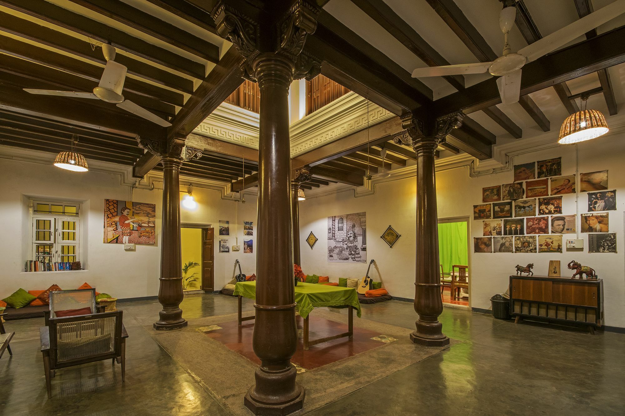 เดอะ แมนชั่น 1907 Hostel ไมซอร์ ภายนอก รูปภาพ